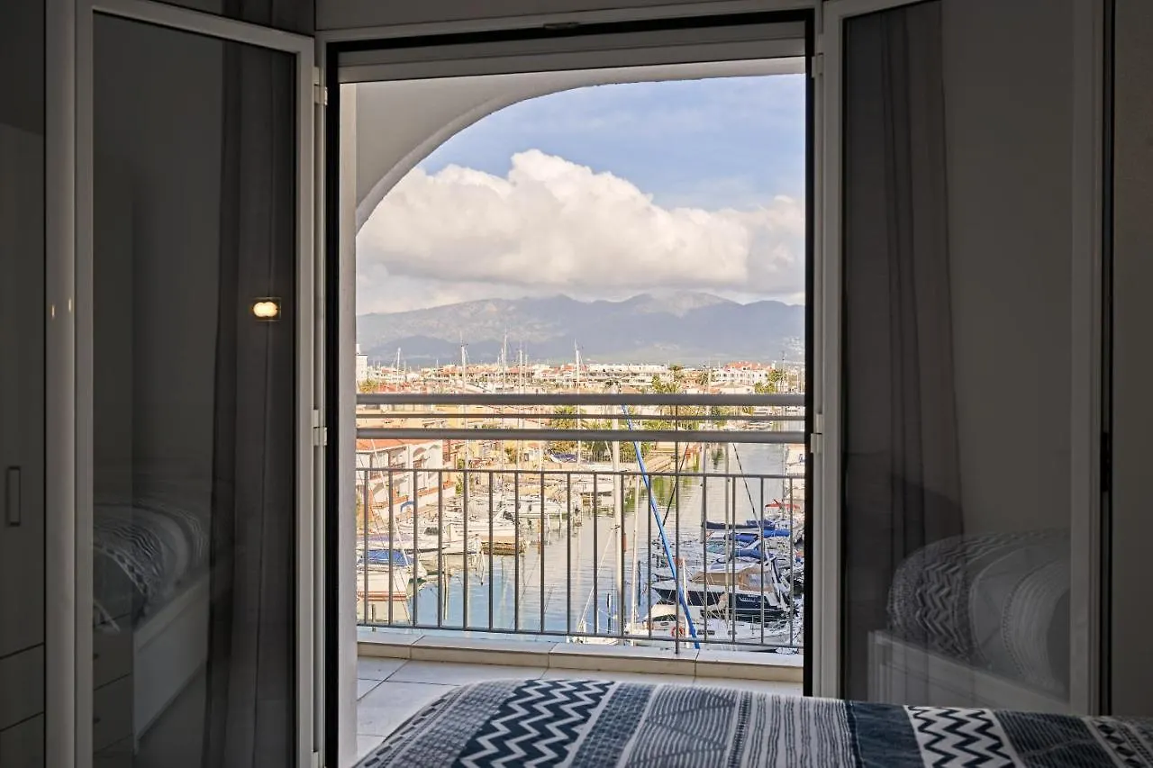 Welcs Duplex 026 Emp Frente Al Canal Y Vistas Empuriabrava Spain